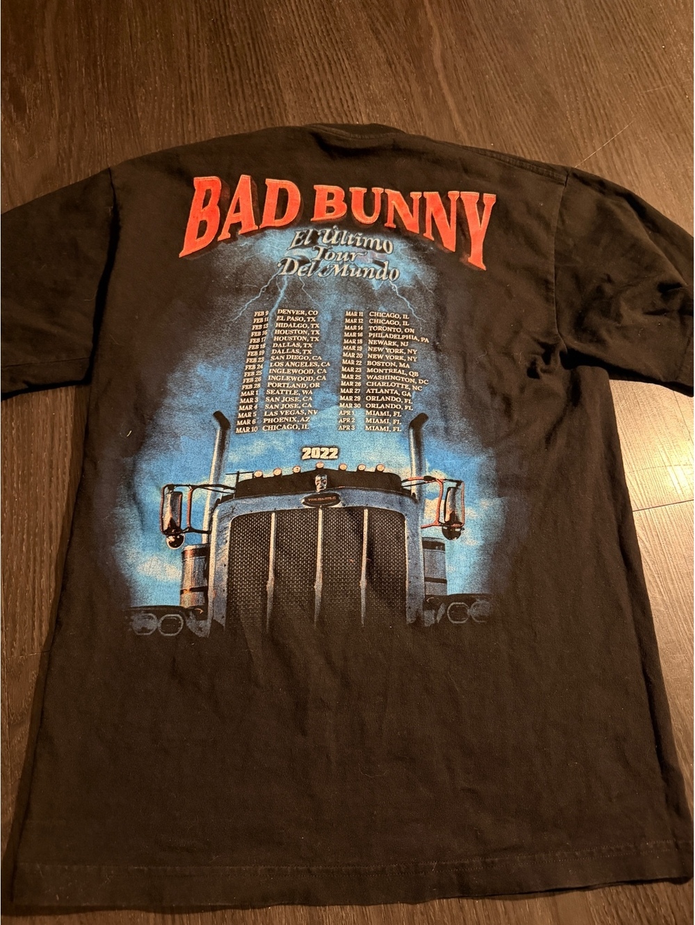 Bad Bunny 2022 El Ultimo Tour Del Mundo Truck Tee - S
